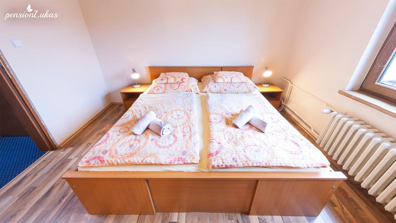 Pension Lukas Karlsbad Zimmer foto