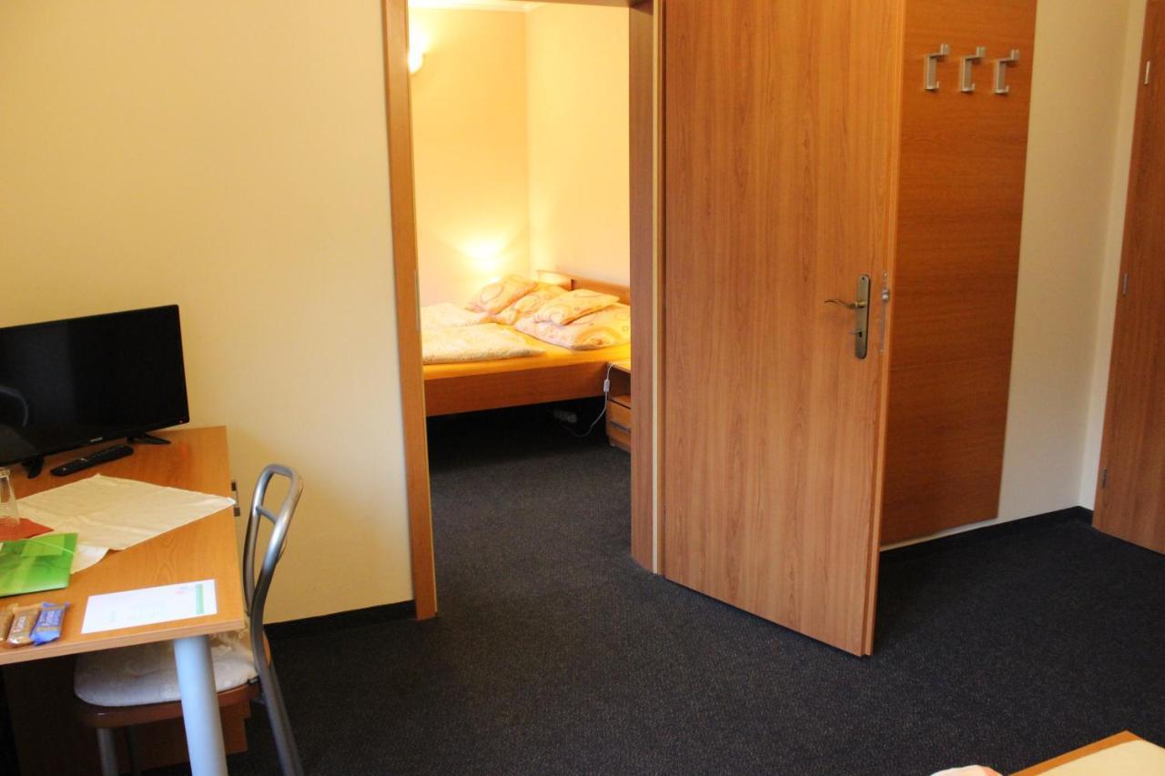Pension Lukas Karlsbad Exterior foto